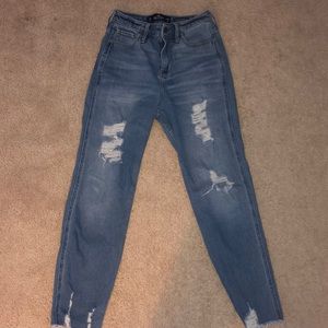 hollister medium-wash mom jeans